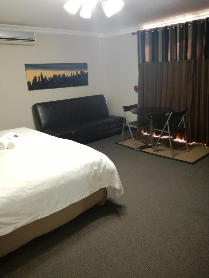 Belmont Guesthouse Блоемфонтейн Екстериор снимка