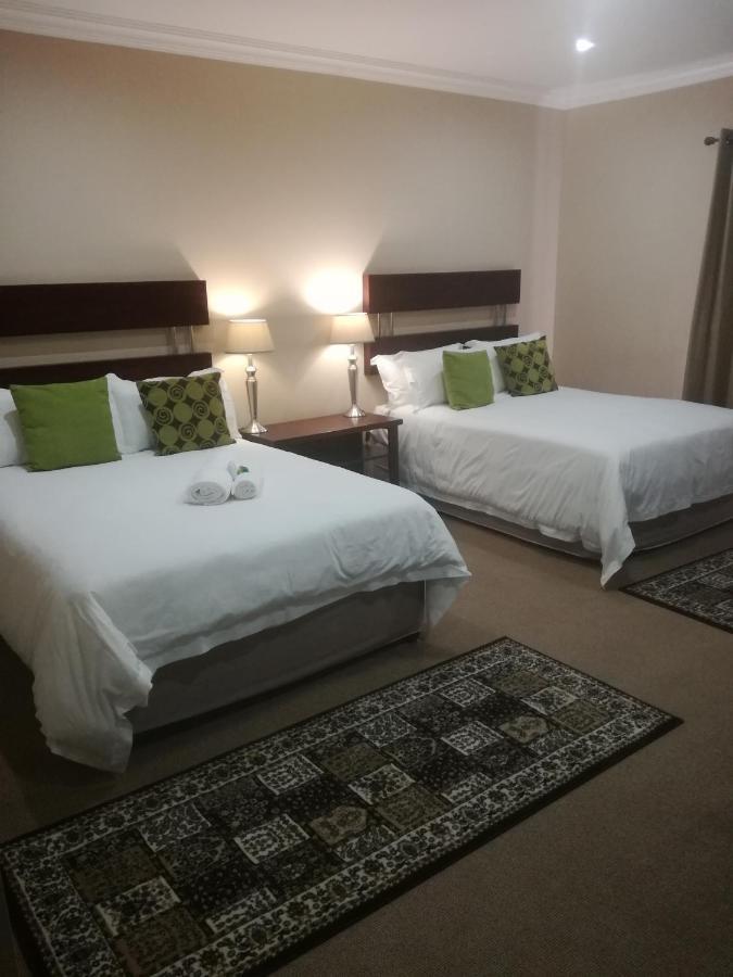 Belmont Guesthouse Блоемфонтейн Екстериор снимка