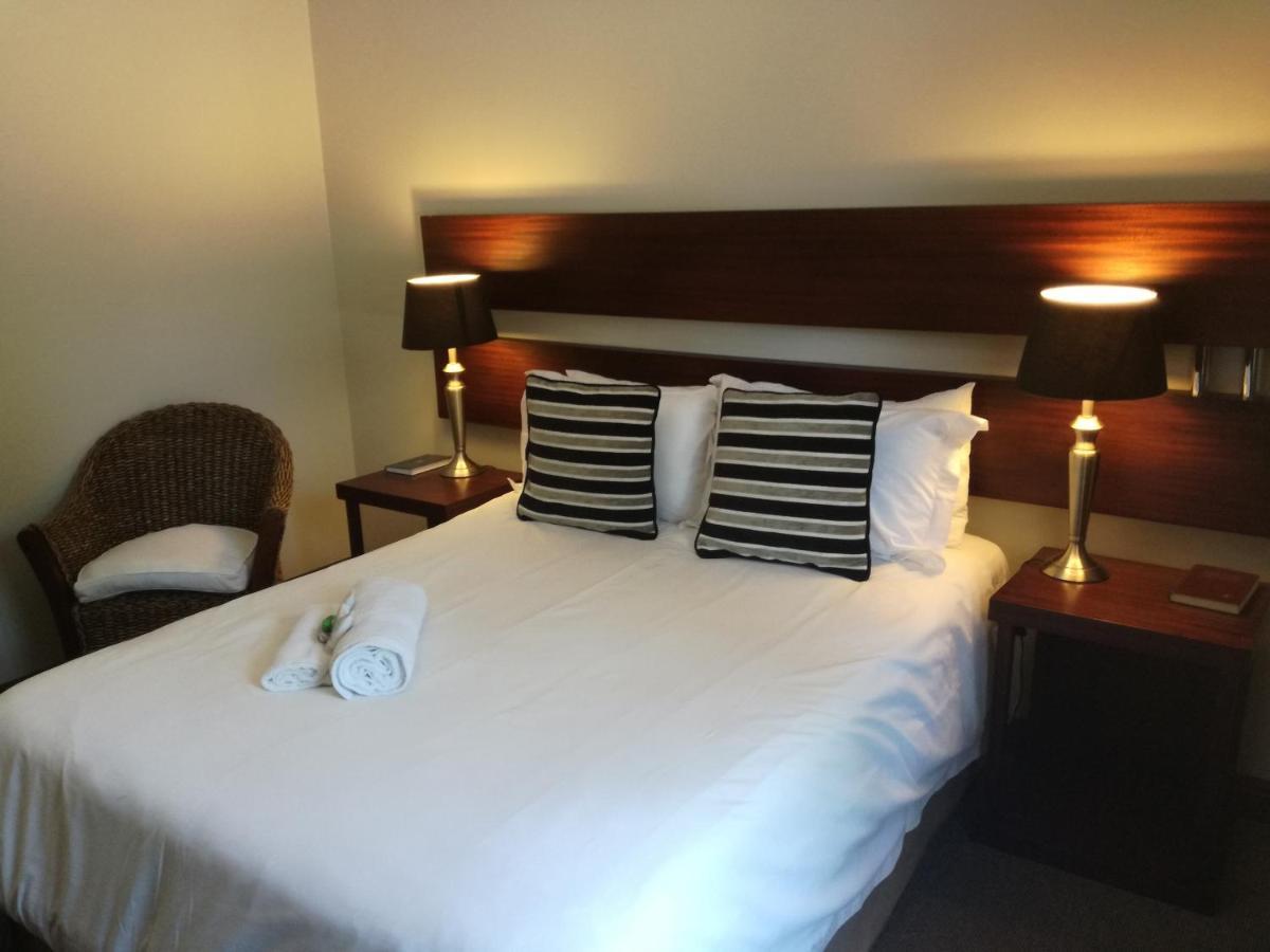 Belmont Guesthouse Блоемфонтейн Екстериор снимка