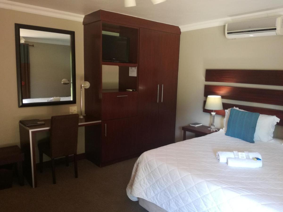 Belmont Guesthouse Блоемфонтейн Екстериор снимка